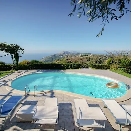 Prima Italy With Private Pool And Spectacular Views ヴィラ